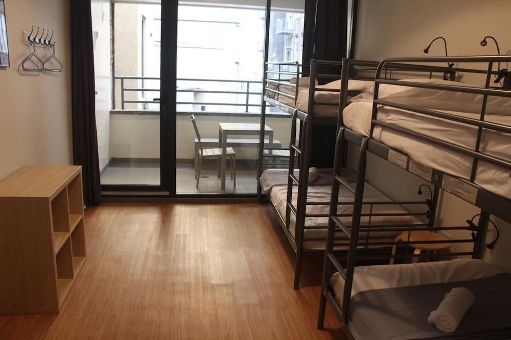 Jazz on Columbus Circle Hostel