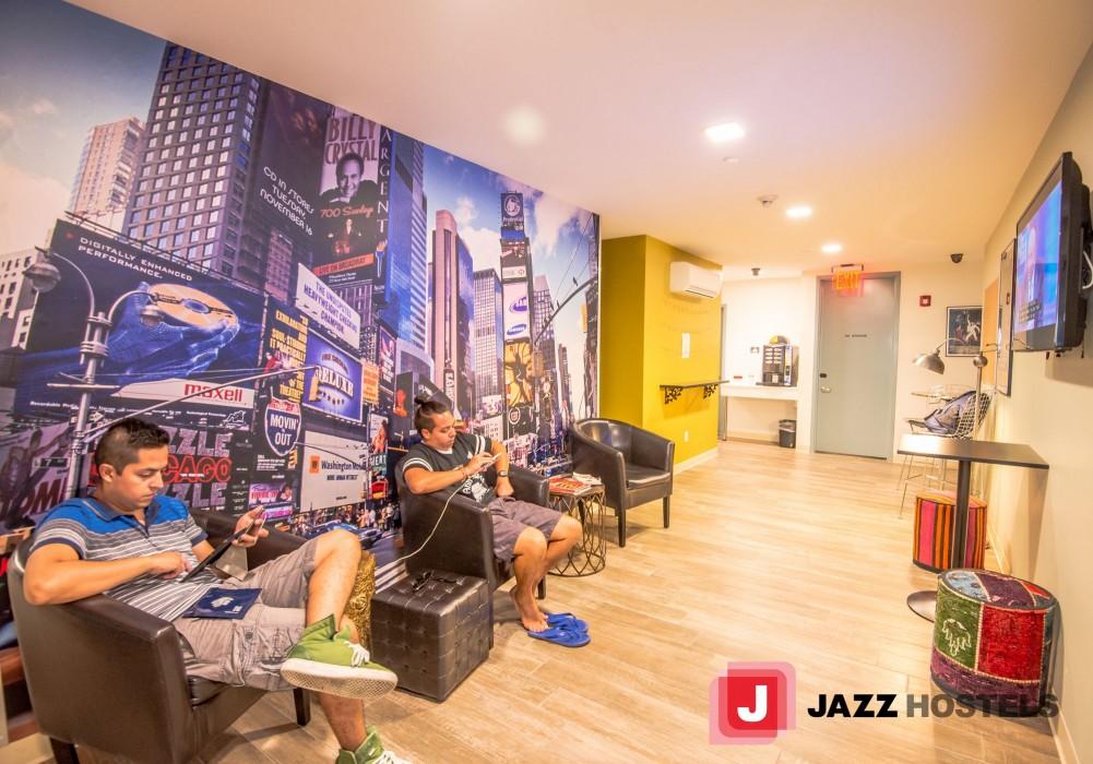 Jazz on Columbus Circle Hostel
