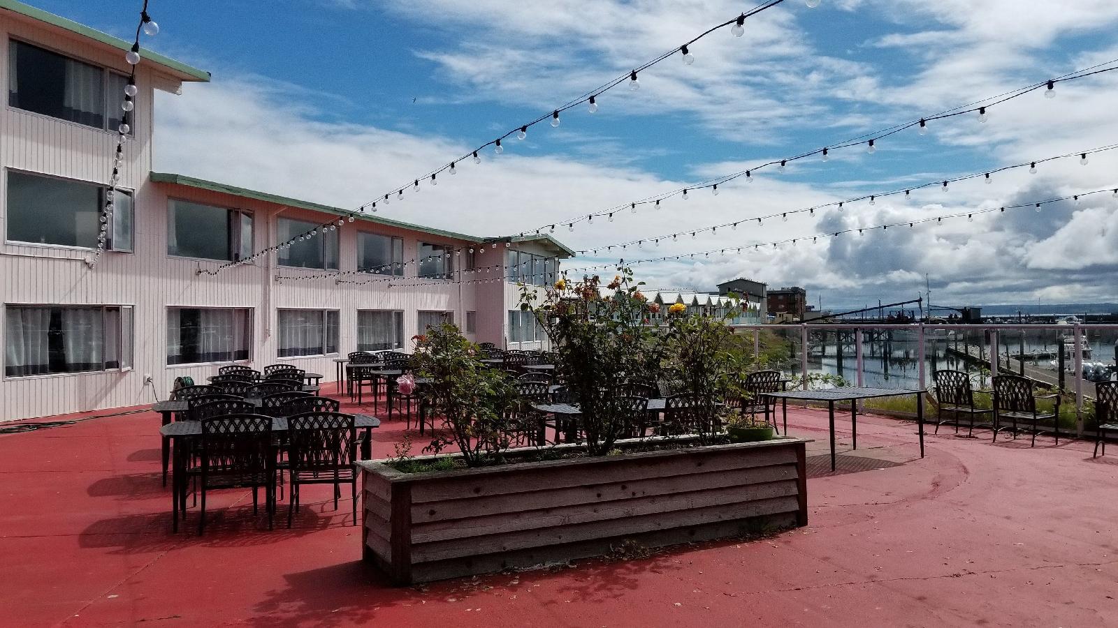 Islander Westport Motel