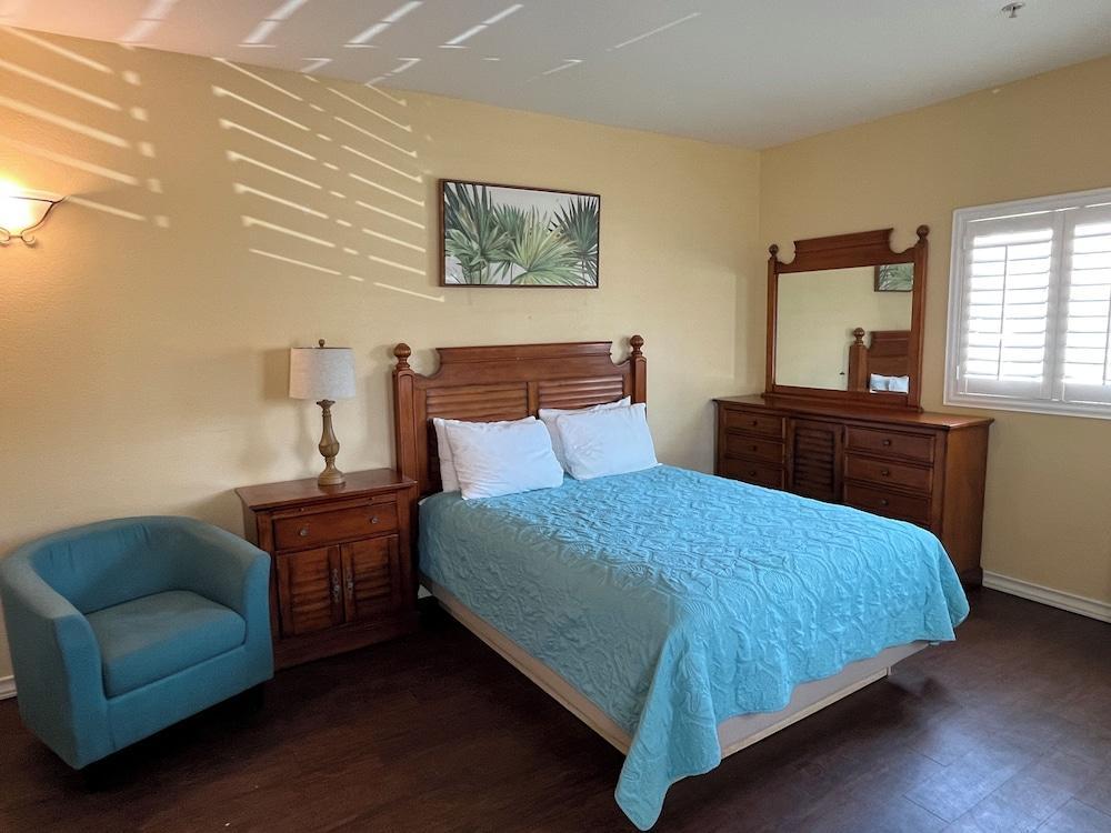 Seashell Village Resort