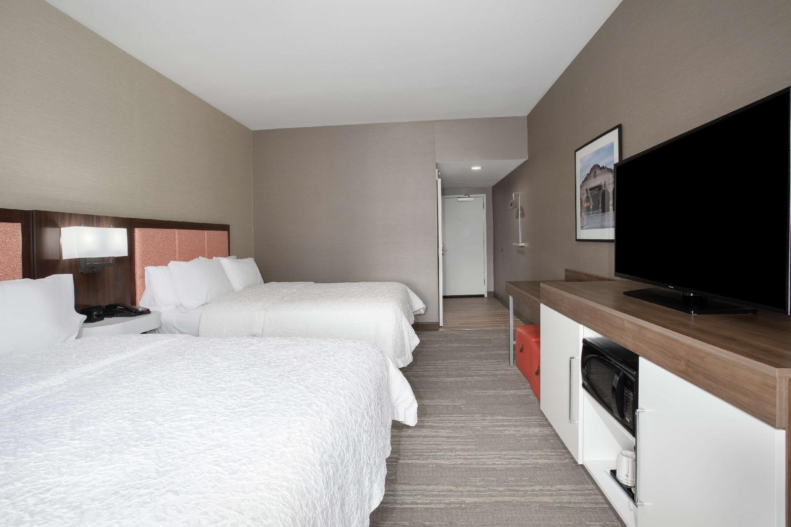 Hampton Inn & Suites Logan