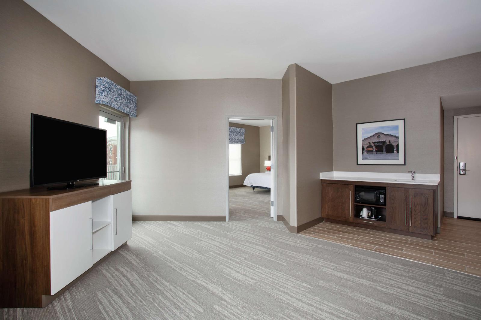 Hampton Inn & Suites Logan