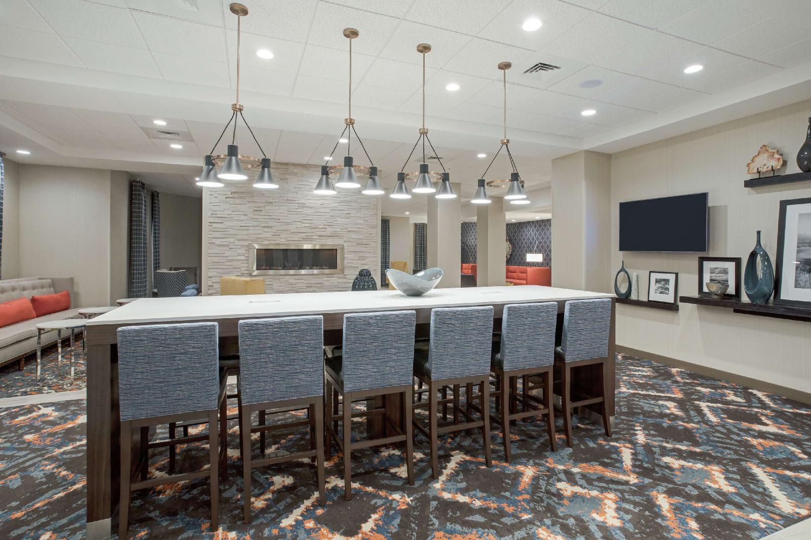 Hampton Inn & Suites Logan
