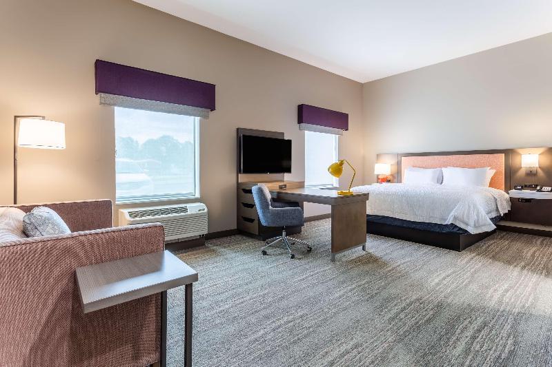 Hampton Inn & Suites Guymon, OK