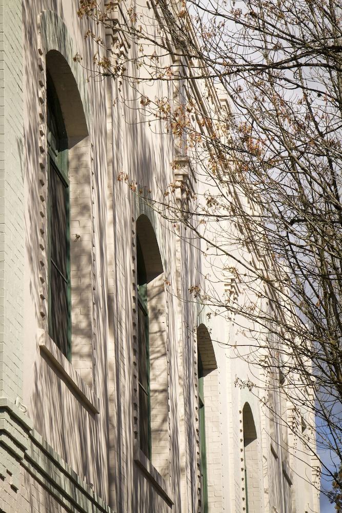 3Rd Street Flats