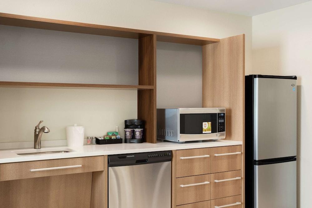 Home2 Suites By Hilton Warminster Horsham