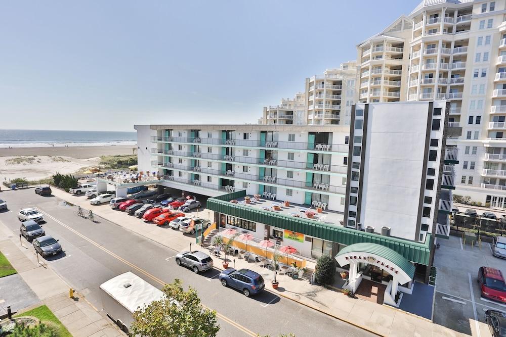 Regal Plaza Beach Resort