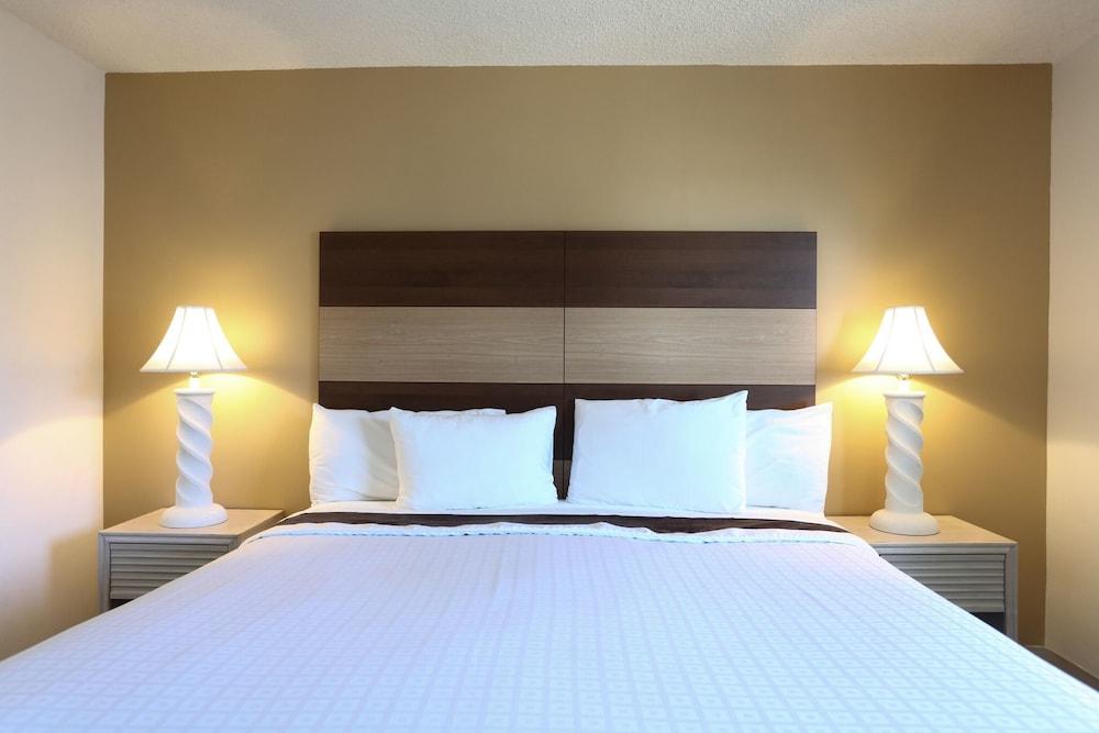 Regal Plaza Beach Resort