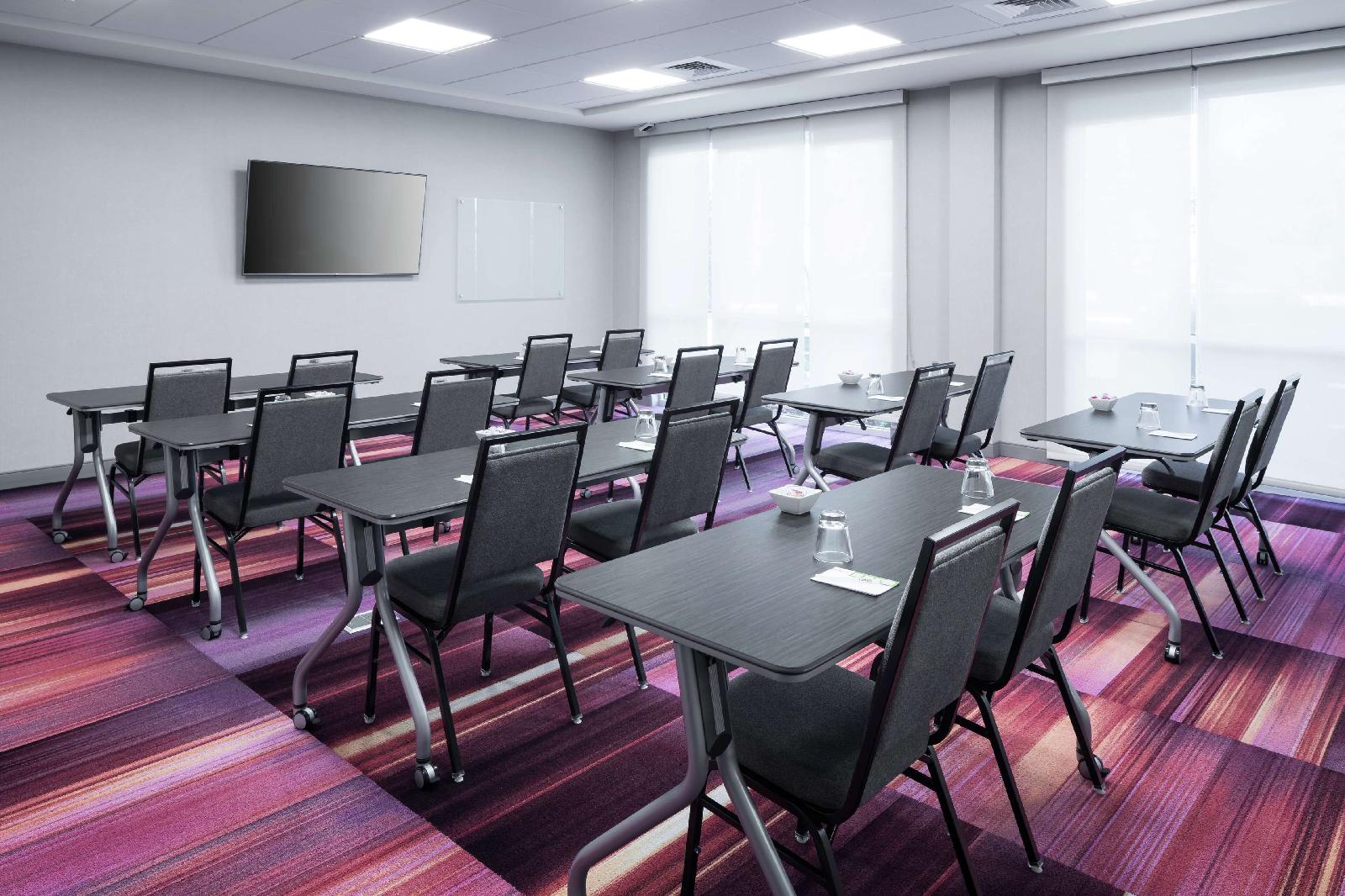 Home2 Suites By Hilton Orlando Airport