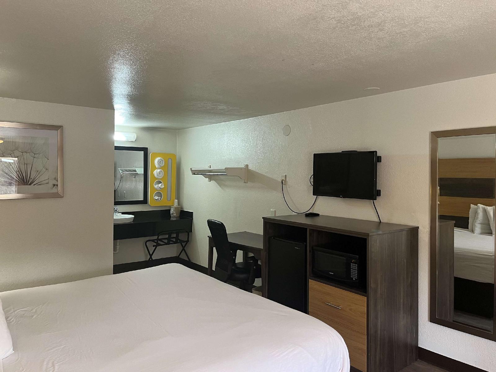Motel 6 Cross Lanes
