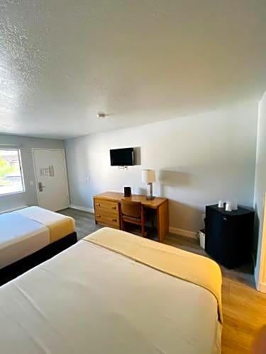 E-Z 8 Motel Old Town