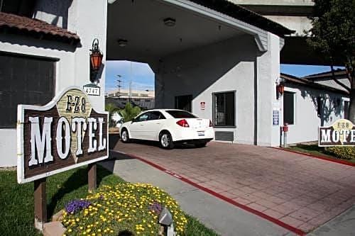 E-Z 8 Motel Old Town
