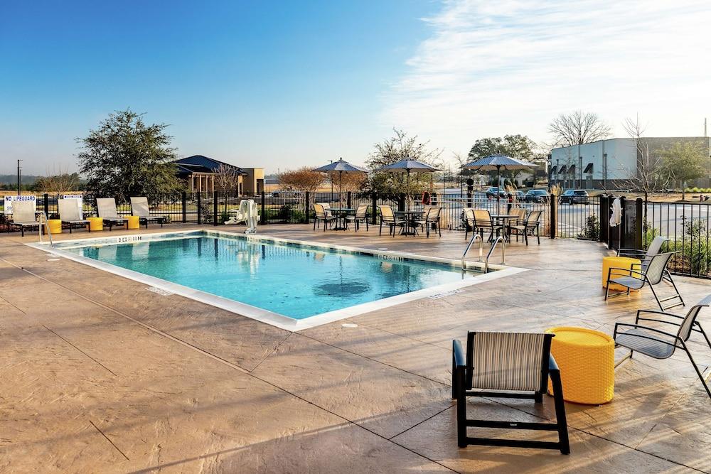 Hampton Inn & Suites Columbia Killian Road