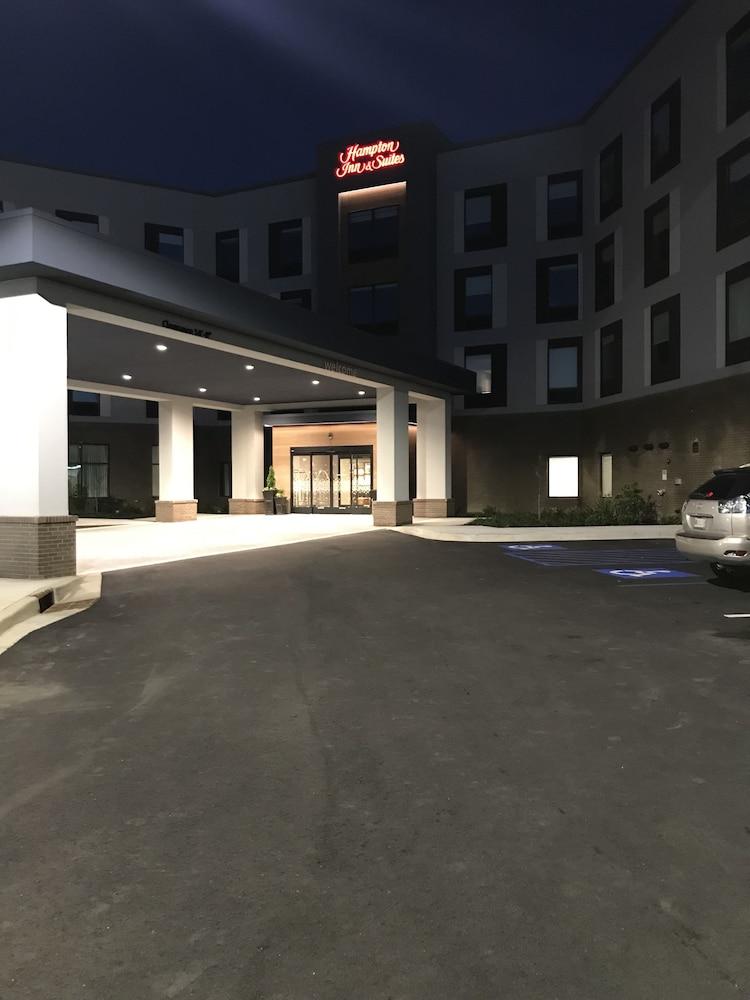 Hampton Inn & Suites Columbia Killian Road