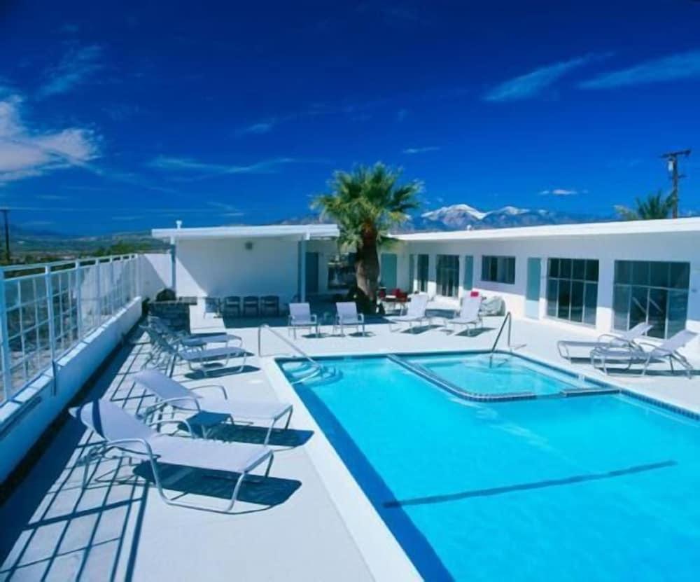 Sage Water Spa