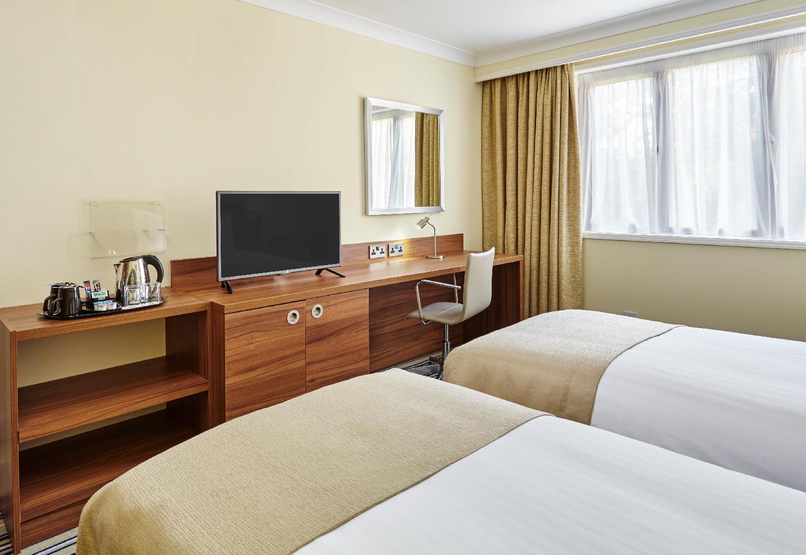 Holiday Inn Cardiff - North M4, Jct.32