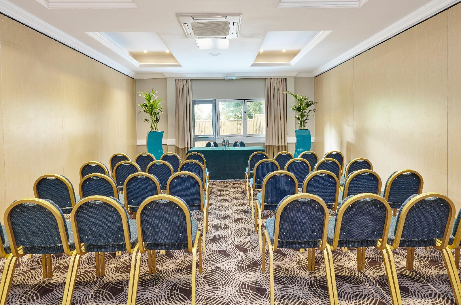 Holiday Inn Cardiff - North M4, Jct.32
