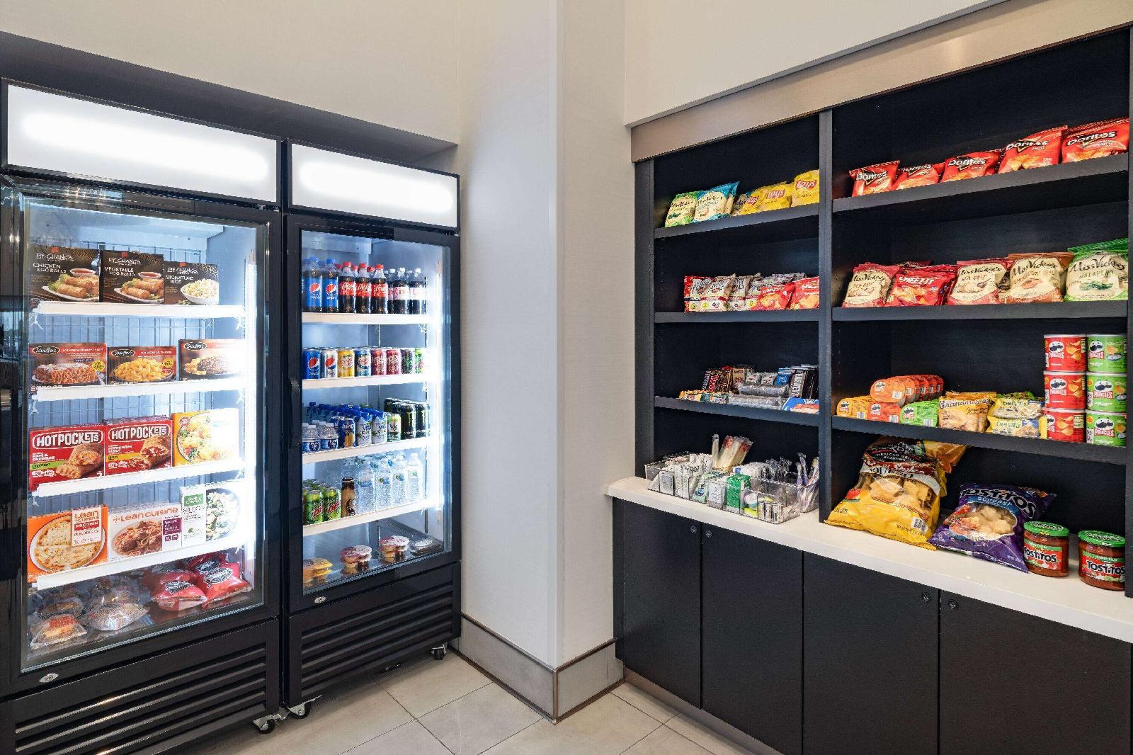 La Quinta Inn & Suites by Wyndham Chicago O'Hare-Rosemont