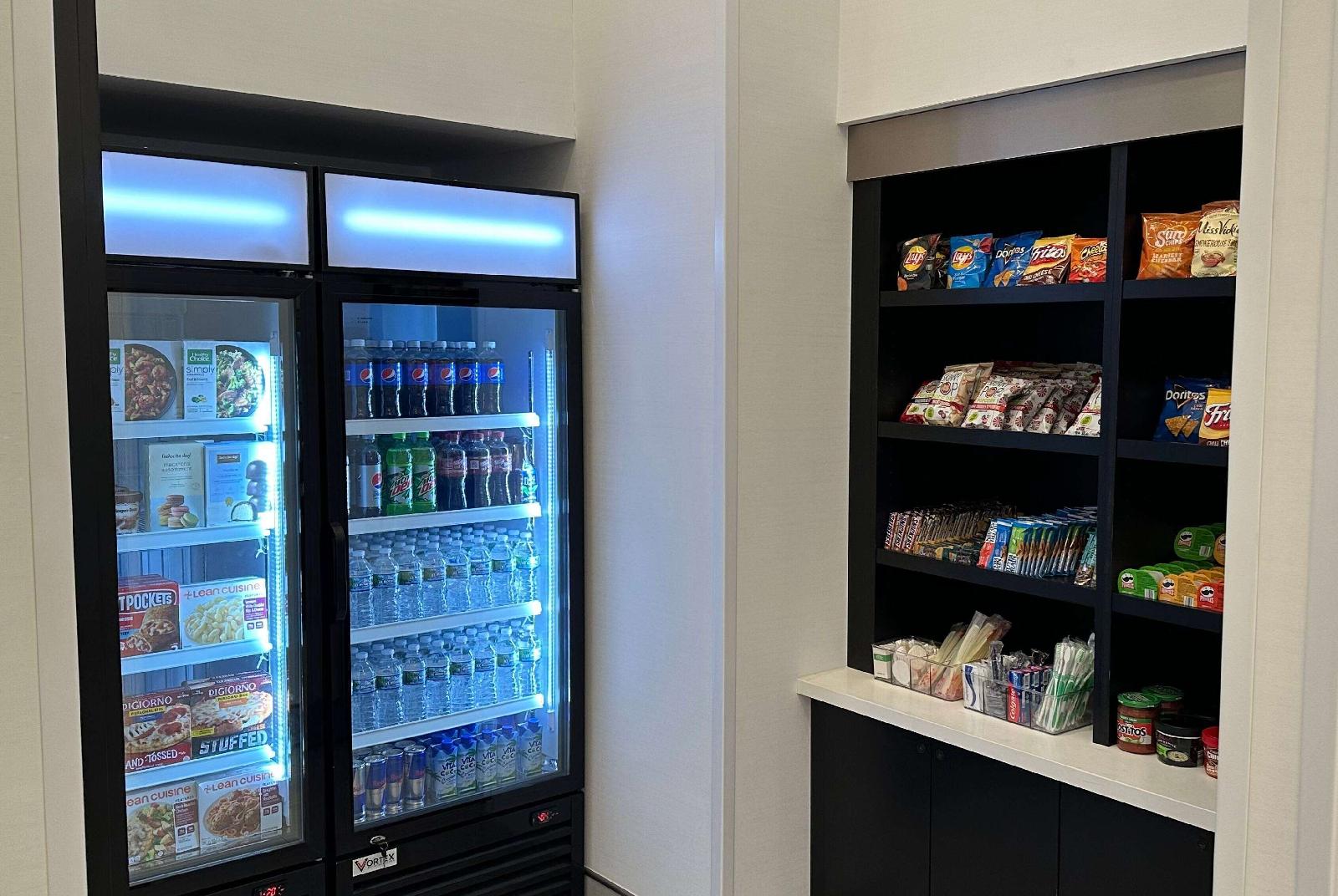 La Quinta Inn & Suites by Wyndham Chicago O'Hare-Rosemont