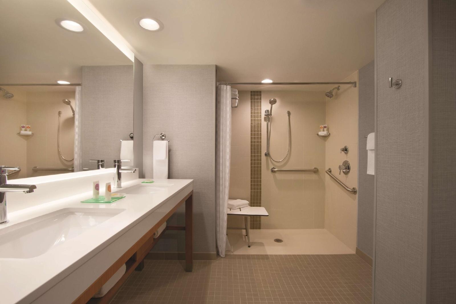 La Quinta Inn & Suites by Wyndham Chicago O'Hare-Rosemont