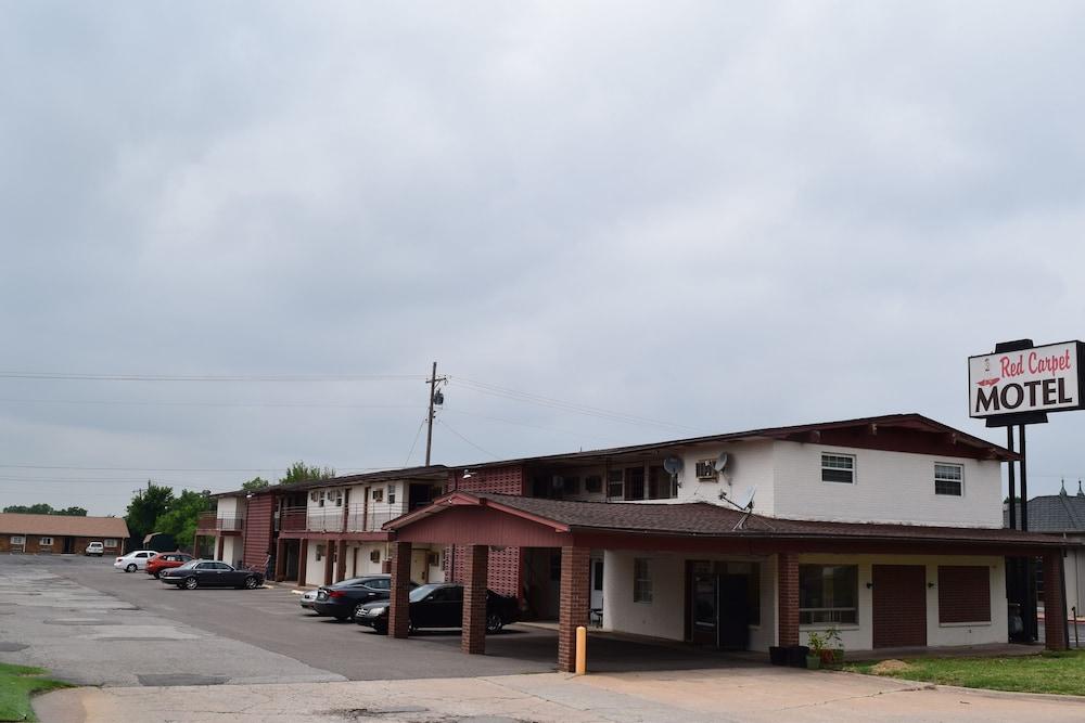 Red Carpet Motel