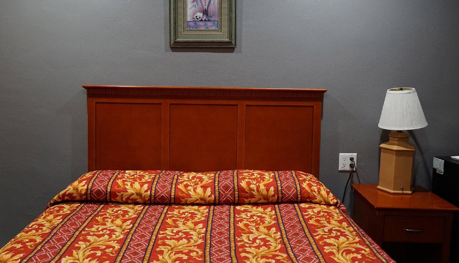 Budget Inn