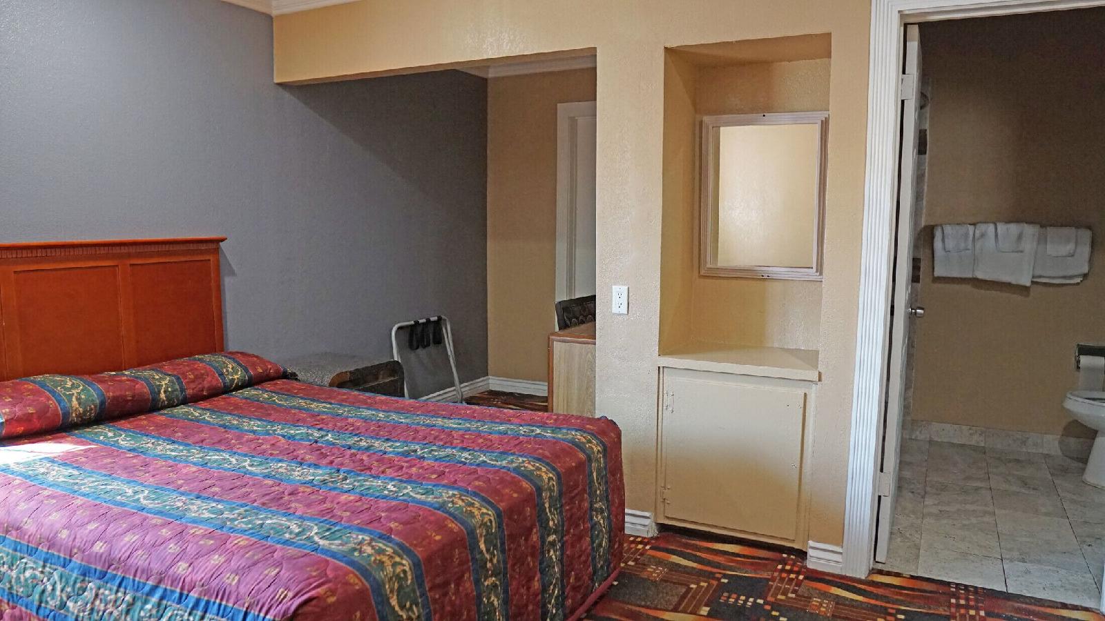 Budget Inn