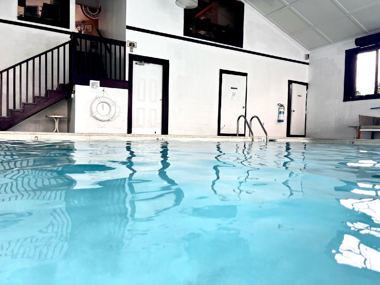 Apm Inn and Suites