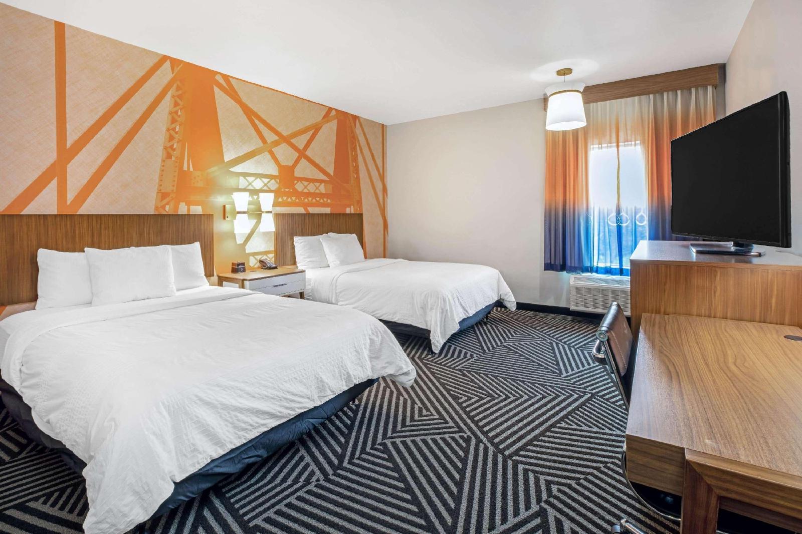 La Quinta Inn & Suites Waco Downtown Baylor