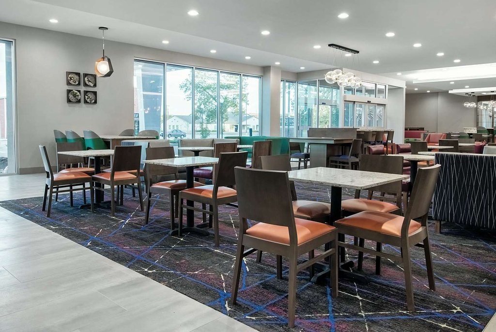 La Quinta Inn & Suites Waco Downtown Baylor