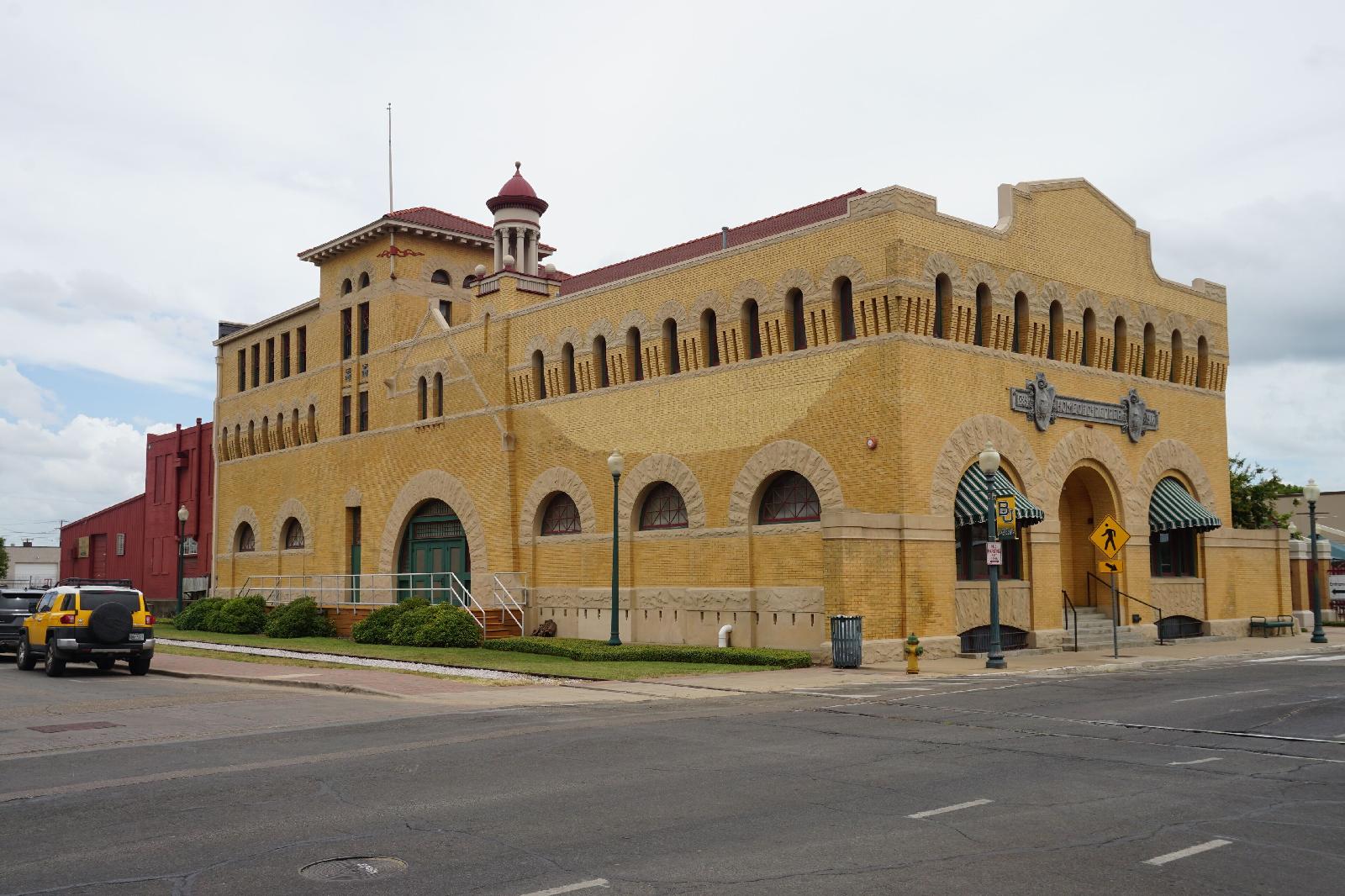La Quinta Inn & Suites Waco Downtown Baylor