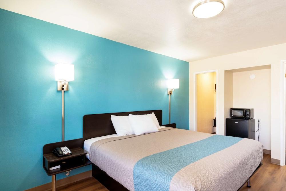 Motel 6 Odessa