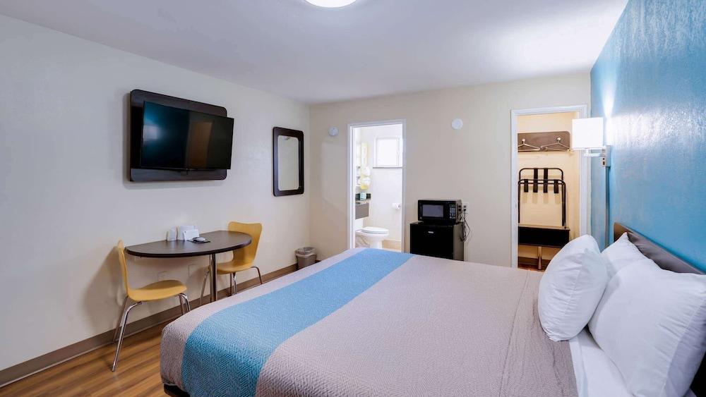 Motel 6 Odessa