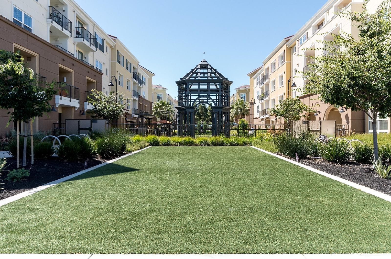 Bluebird Suites in Silicon Valley