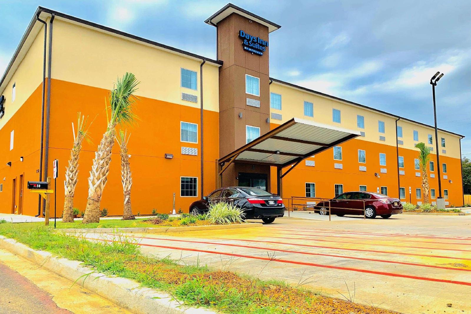 Days Inn & Suites by Wyndham Horn Lake Graceland Area