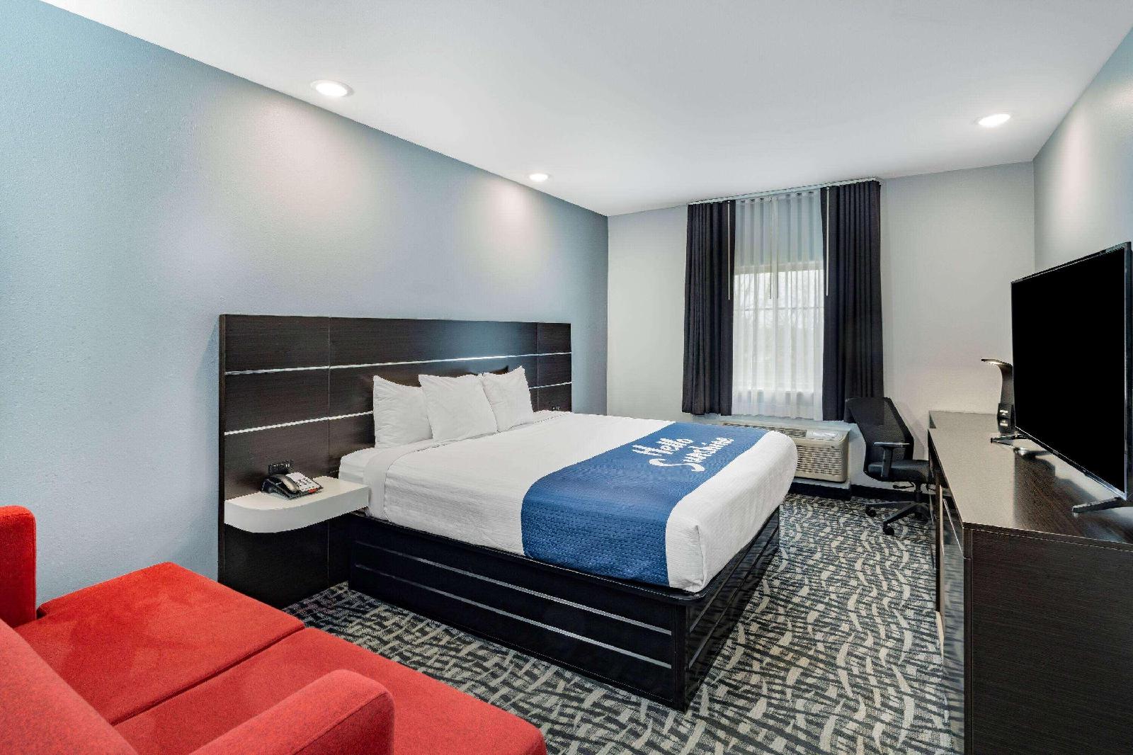 Days Inn & Suites by Wyndham Horn Lake Graceland Area
