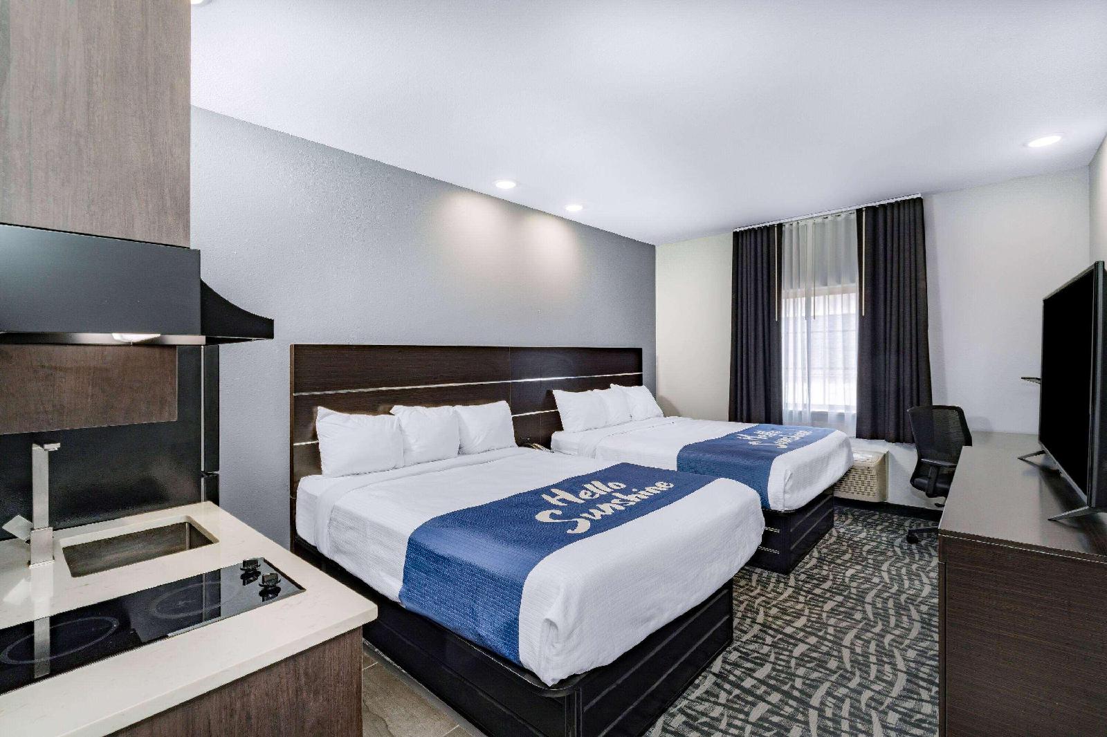 Days Inn & Suites by Wyndham Horn Lake Graceland Area