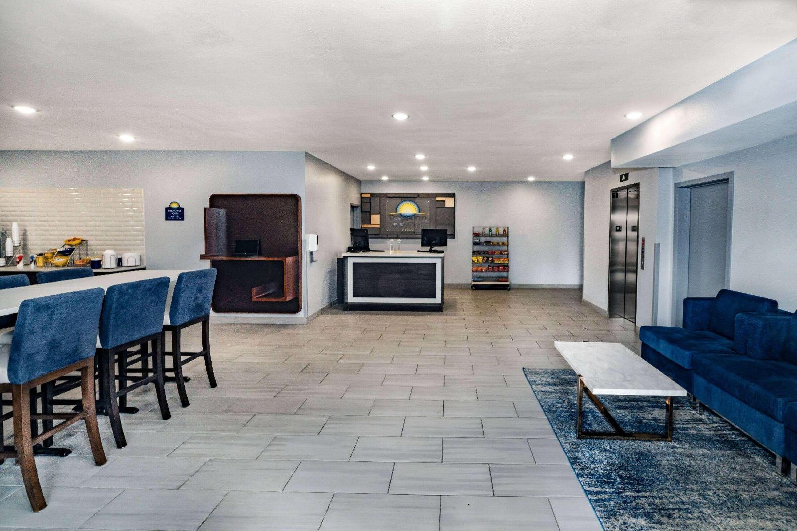 Days Inn & Suites by Wyndham Horn Lake Graceland Area