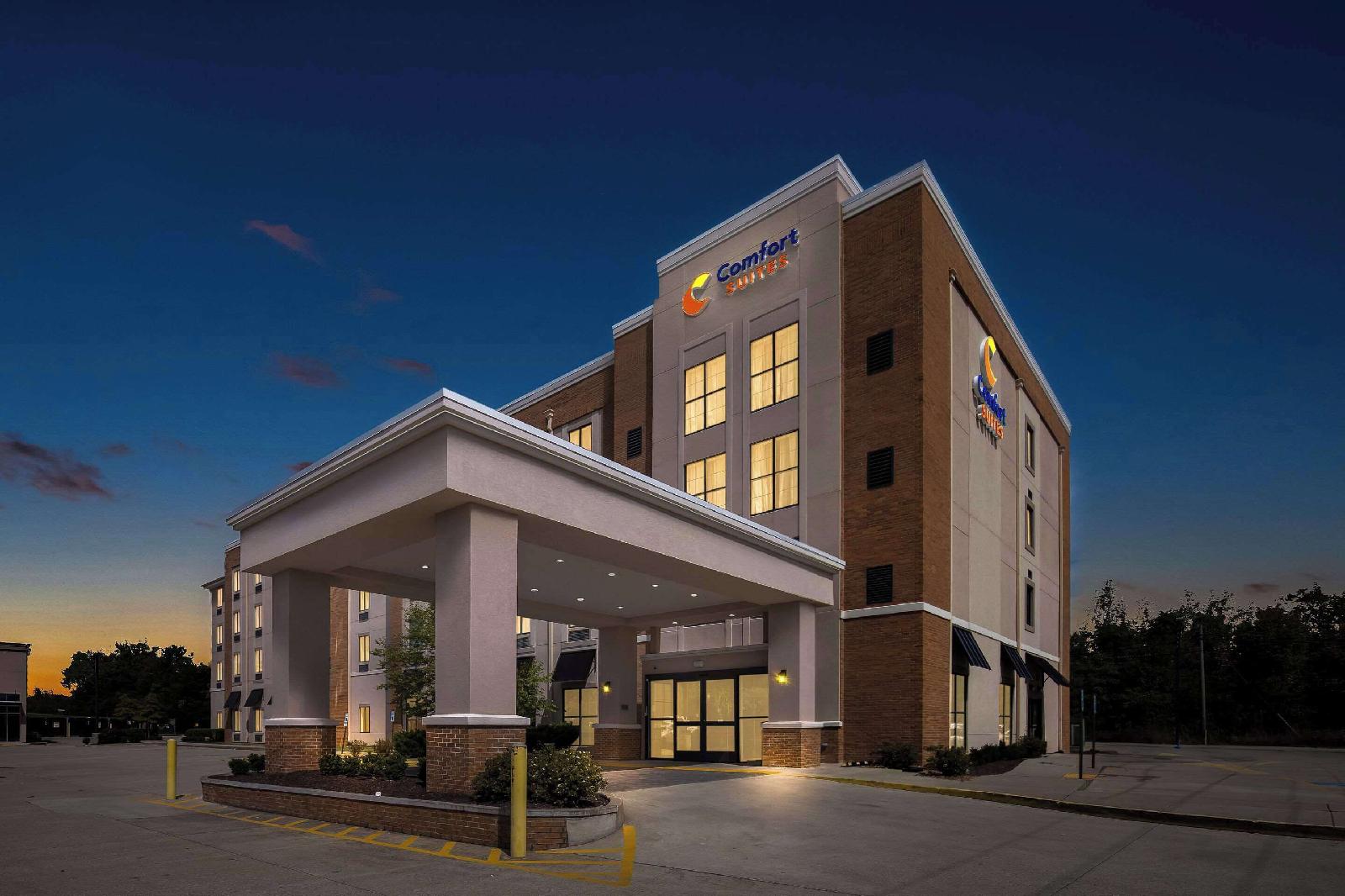 Comfort Suites