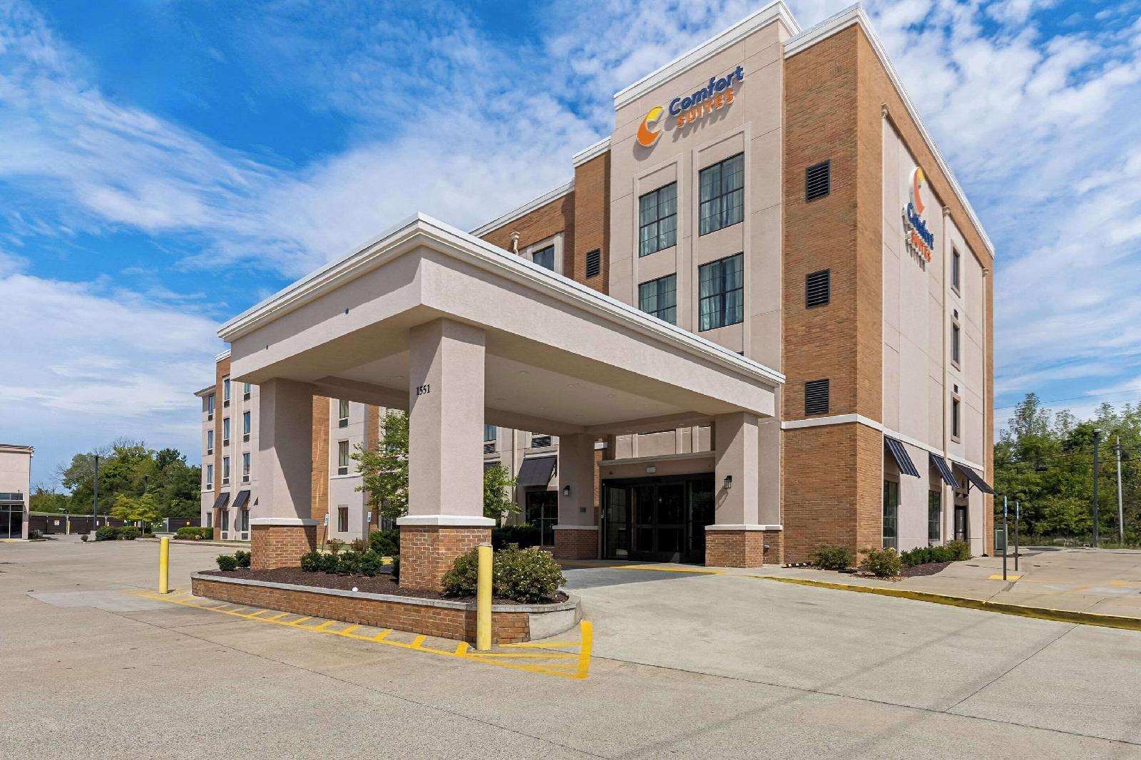 Comfort Suites