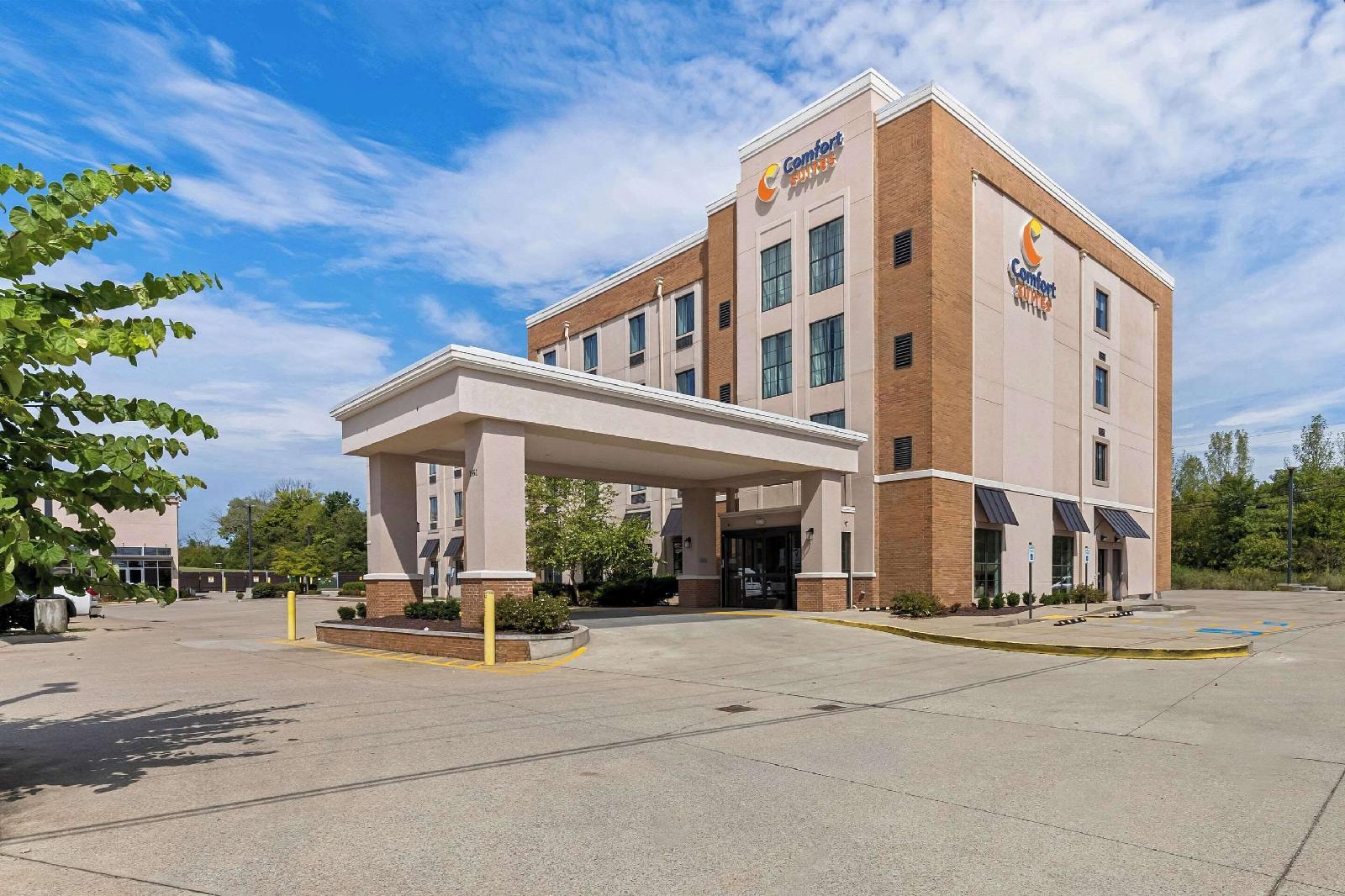 Comfort Suites