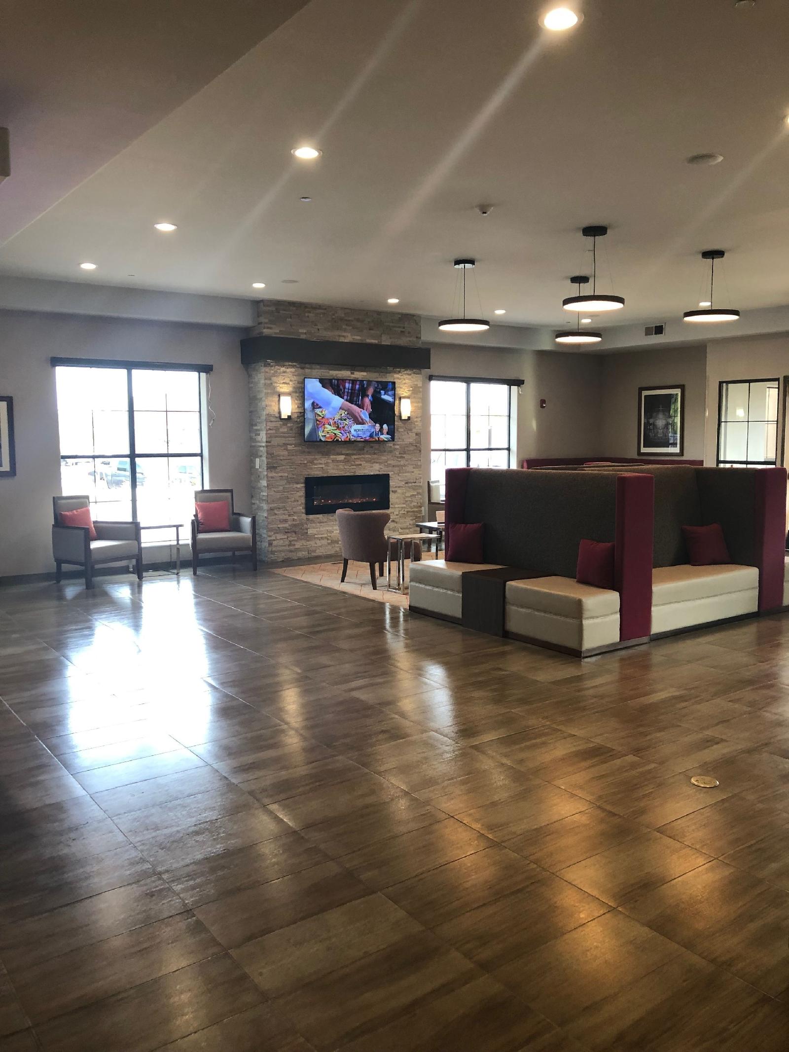 Comfort Suites