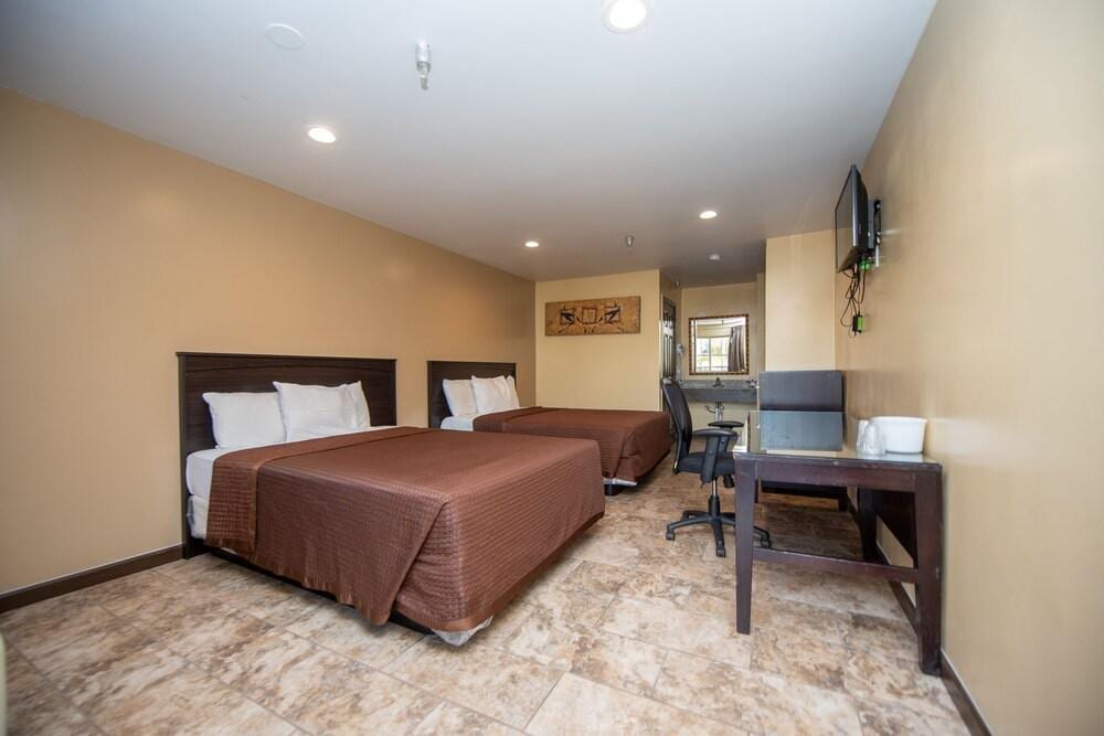 Casa Bella Inn Huntington Park