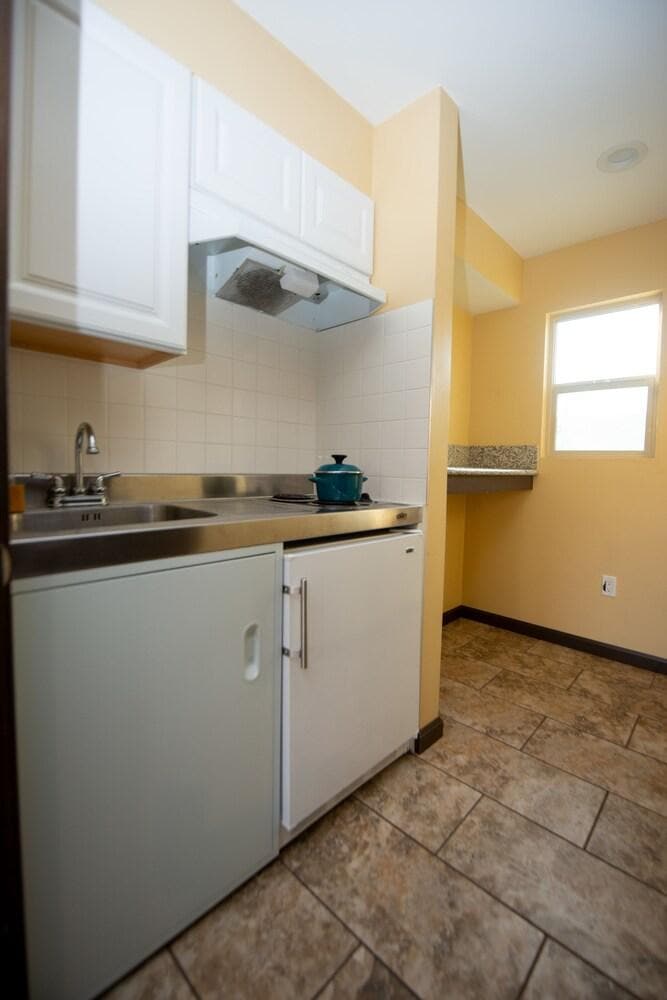 Casa Bella Inn Huntington Park