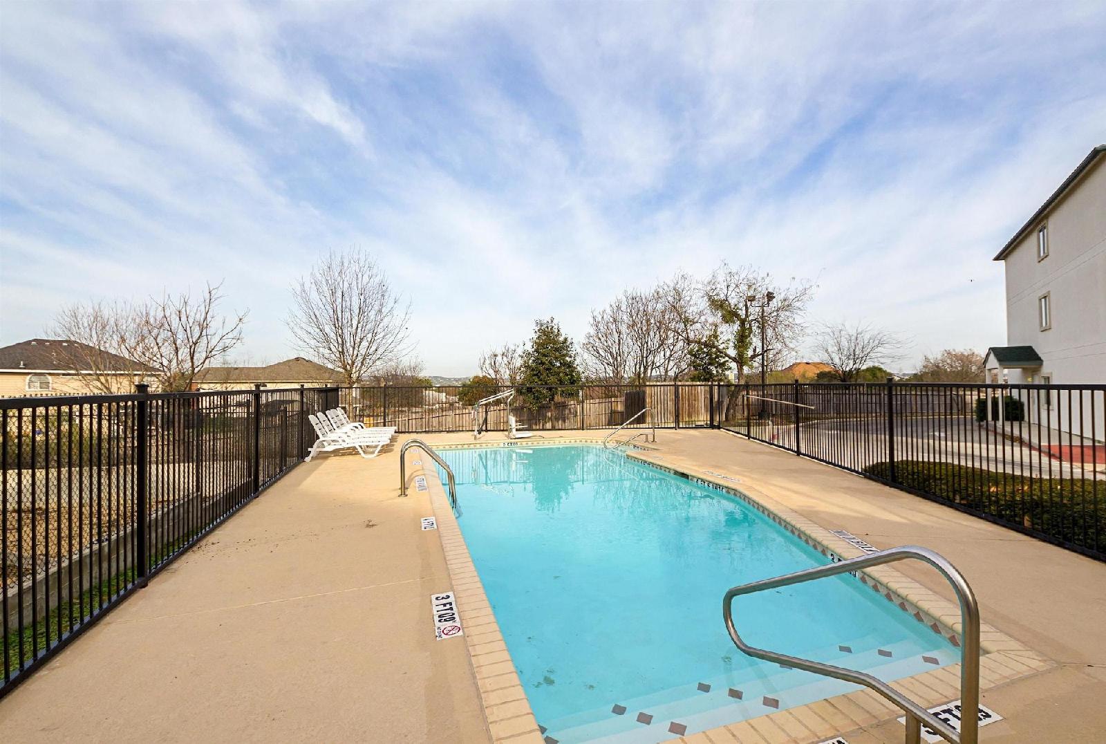 Motel 6 San Antonio Sea World North