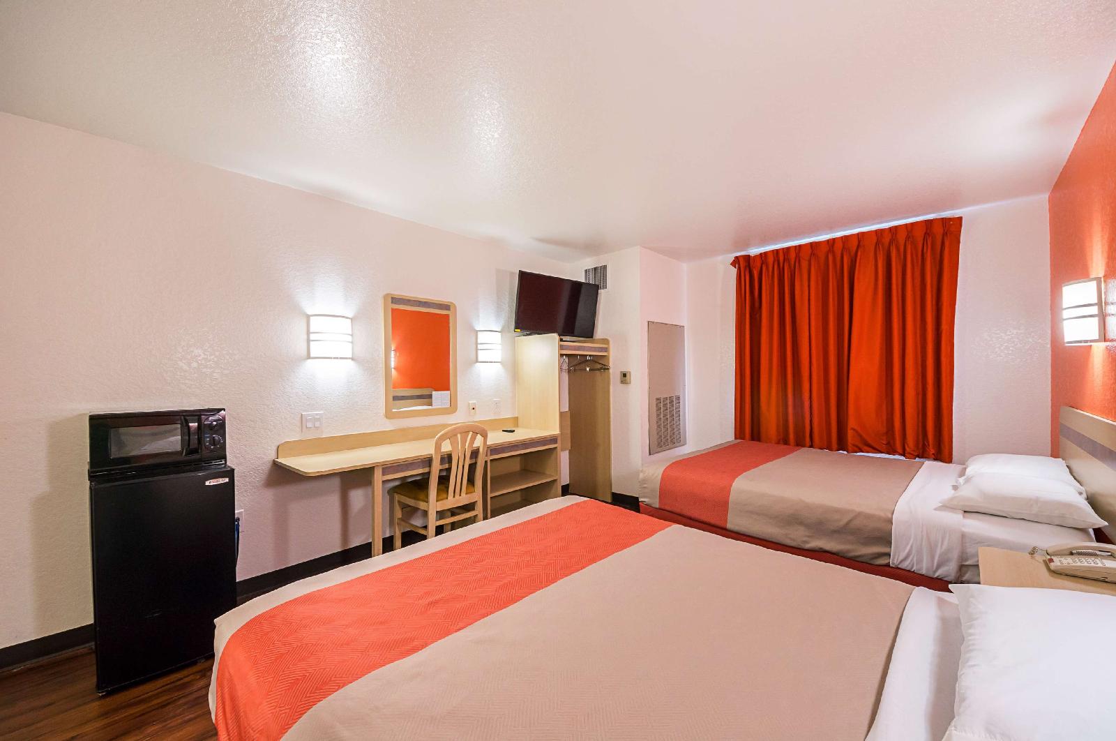 Motel 6 San Antonio Sea World North