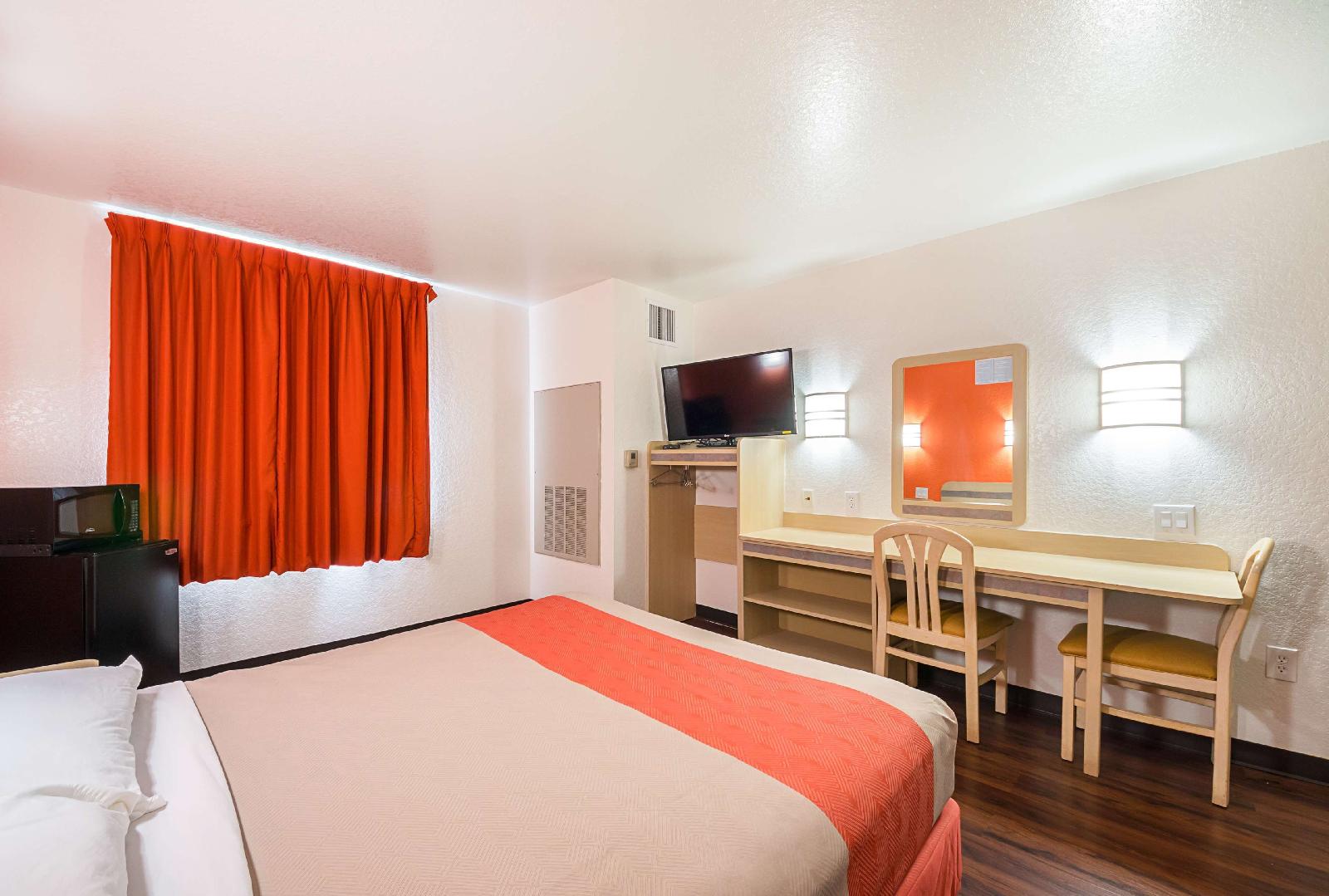 Motel 6 San Antonio Sea World North