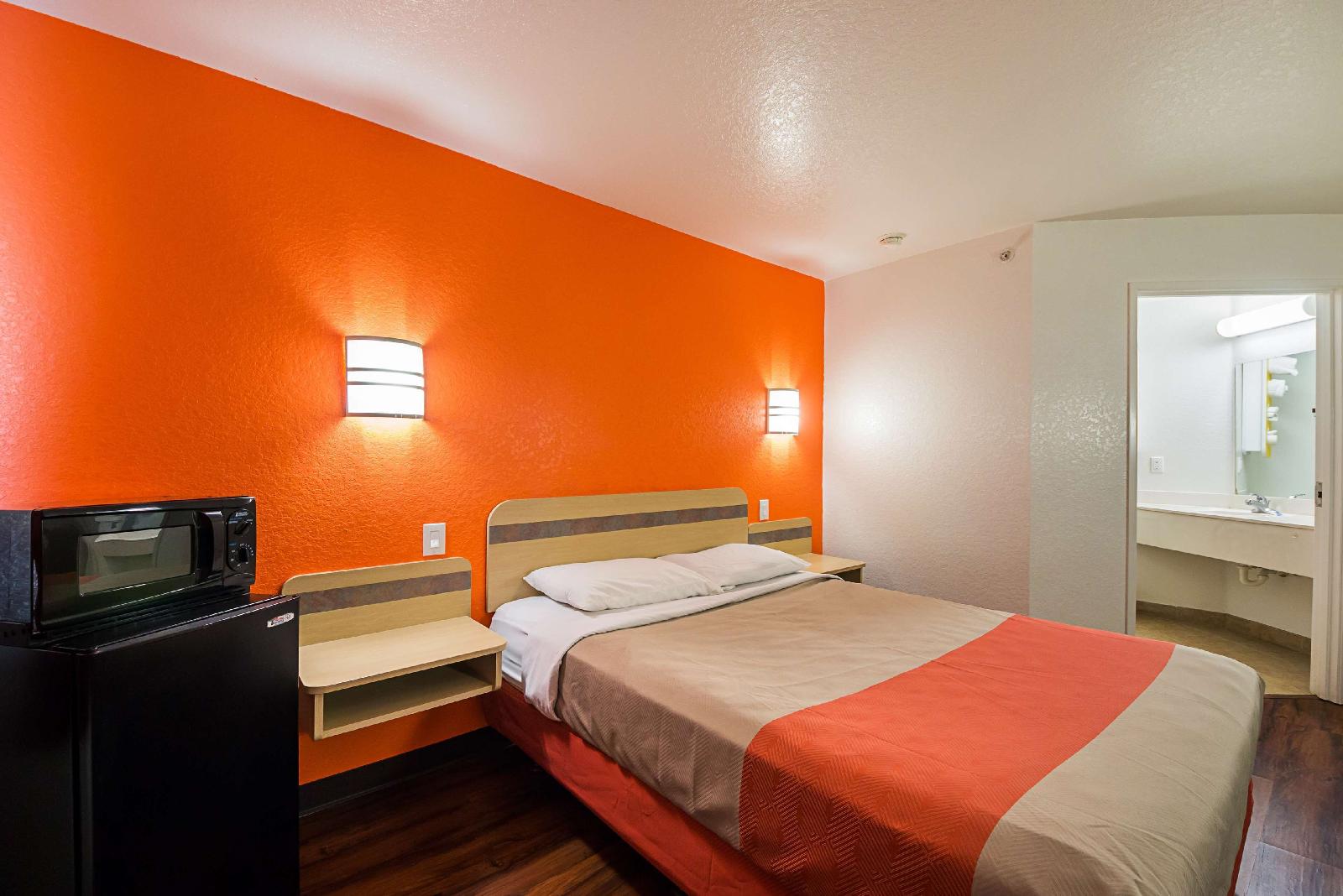 Motel 6 San Antonio Sea World North