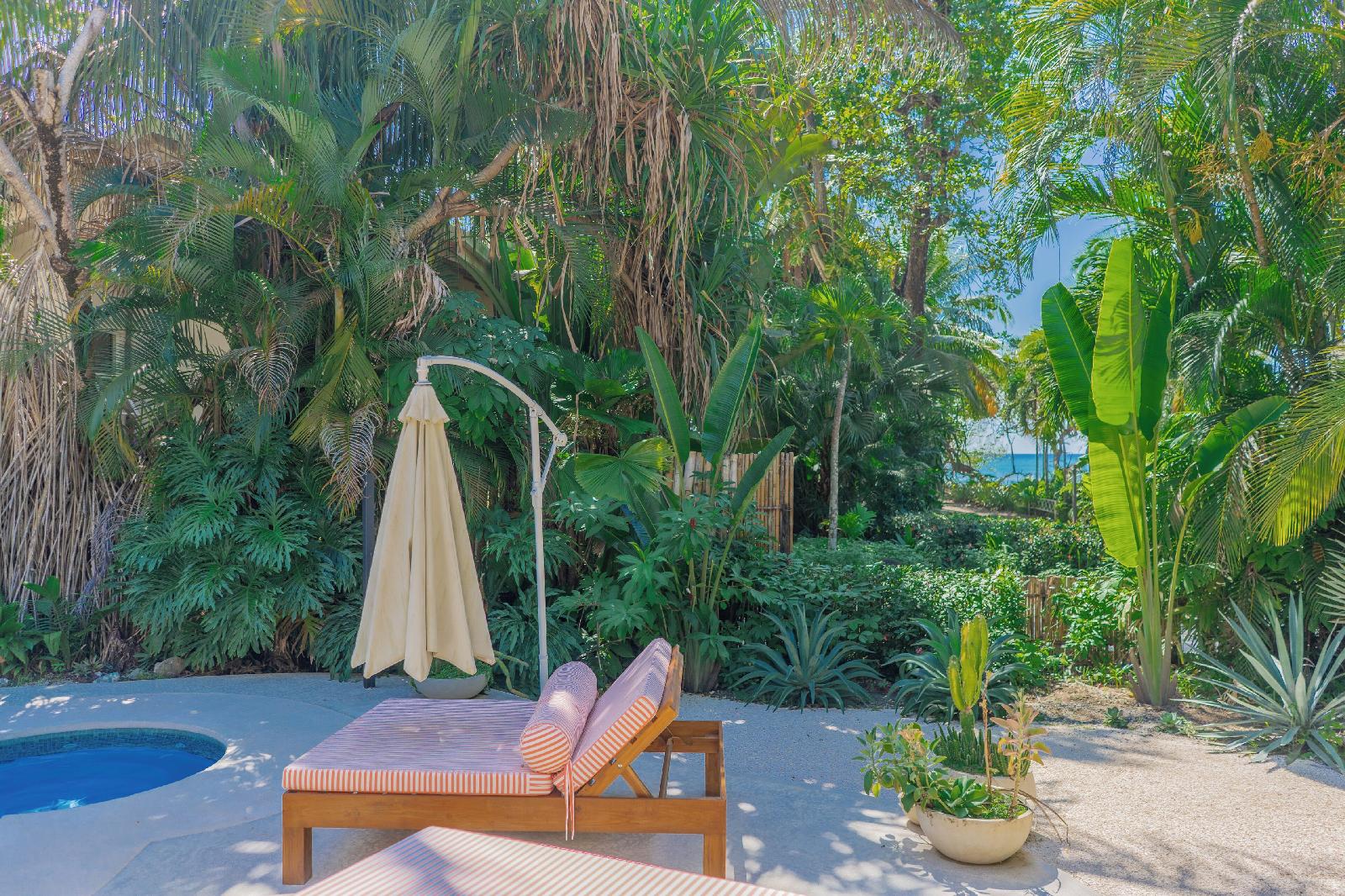 Banana Beach Hotel