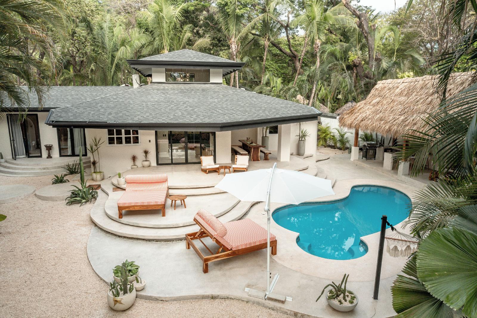 Banana Beach Hotel